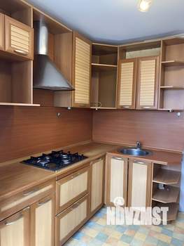 2-к квартира, вторичка, 45м2, 9/9 этаж