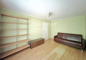 2-к квартира, вторичка, 41м2, 1/5 этаж