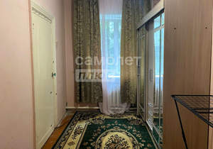 2-к квартира, вторичка, 44м2, 1/4 этаж