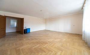 3-к квартира, вторичка, 145м2, 10/10 этаж