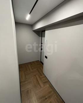 2-к квартира, вторичка, 63м2, 10/15 этаж