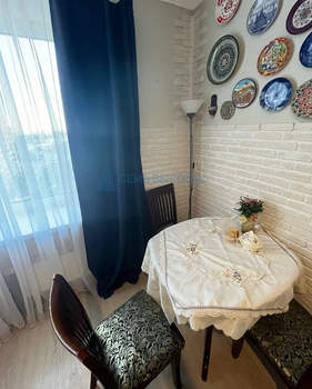 2-к квартира, вторичка, 55м2, 10/17 этаж