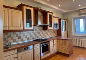 4-к квартира, вторичка, 160м2, 9/10 этаж