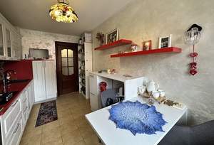 3-к квартира, вторичка, 84м2, 3/10 этаж