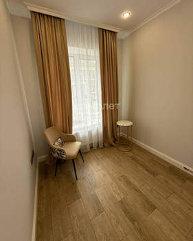 5-к квартира, вторичка, 145м2, 3/3 этаж