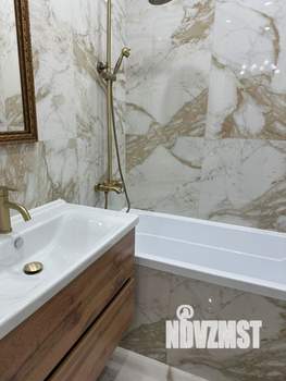 2-к квартира, вторичка, 63м2, 2/18 этаж