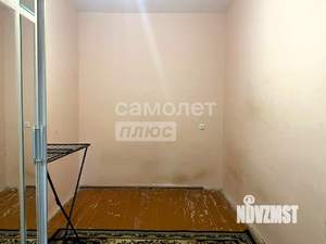 2-к квартира, вторичка, 44м2, 1/4 этаж