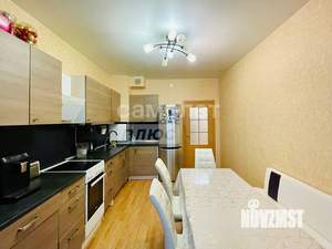 2-к квартира, вторичка, 61м2, 1/3 этаж