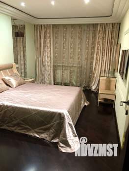3-к квартира, вторичка, 92м2, 8/10 этаж