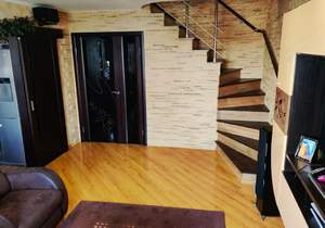 4-к квартира, вторичка, 127м2, 9/10 этаж