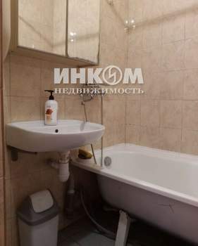 2-к квартира, вторичка, 63м2, 7/14 этаж