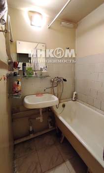 2-к квартира, вторичка, 43м2, 3/5 этаж