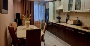4-к квартира, вторичка, 92м2, 1/17 этаж
