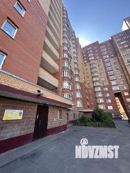 2-к квартира, вторичка, 52м2, 10/17 этаж