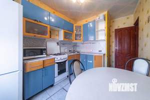 3-к квартира, вторичка, 62м2, 8/10 этаж