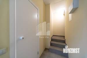 2-к квартира, вторичка, 45м2, 1/4 этаж