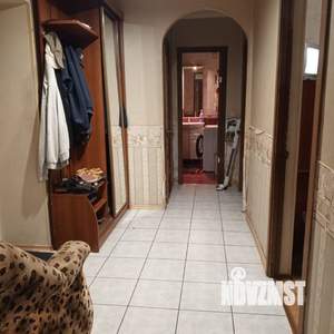 2-к квартира, вторичка, 69м2, 1/10 этаж