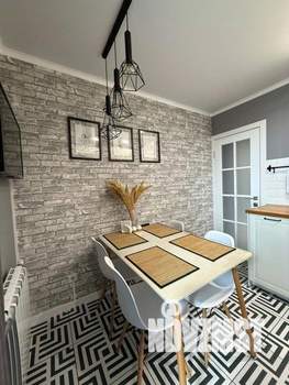 2-к квартира, вторичка, 57м2, 4/14 этаж