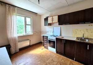 3-к квартира, вторичка, 76м2, 2/2 этаж