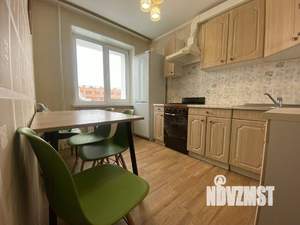 3-к квартира, вторичка, 64м2, 10/10 этаж