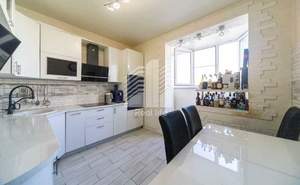 3-к квартира, вторичка, 79м2, 8/17 этаж