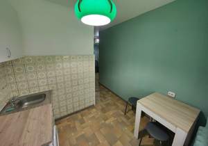 2-к квартира, вторичка, 43м2, 1/5 этаж