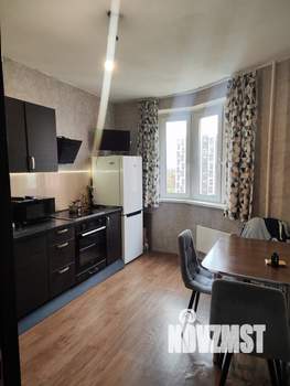 1-к квартира, вторичка, 38м2, 8/17 этаж