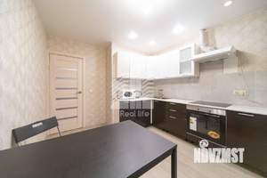 1-к квартира, вторичка, 38м2, 10/17 этаж