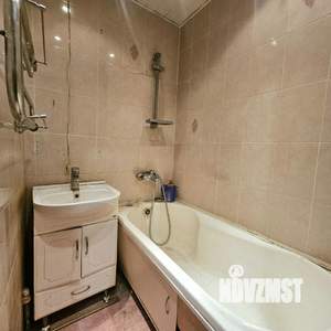 2-к квартира, вторичка, 43м2, 4/5 этаж