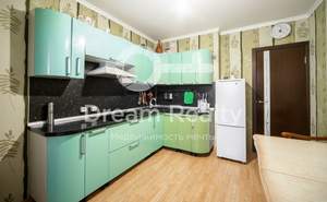 2-к квартира, вторичка, 58м2, 7/17 этаж