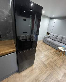 2-к квартира, вторичка, 63м2, 10/15 этаж