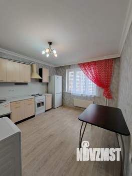 2-к квартира, вторичка, 61м2, 8/18 этаж