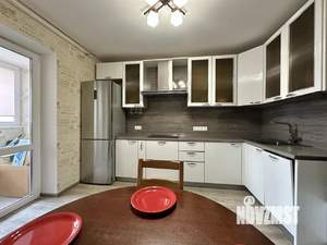 2-к квартира, вторичка, 62м2, 8/14 этаж
