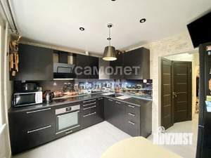 3-к квартира, вторичка, 83м2, 10/17 этаж