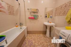 2-к квартира, вторичка, 67м2, 10/10 этаж