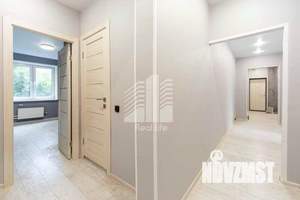 2-к квартира, вторичка, 64м2, 1/10 этаж