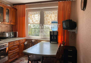 3-к квартира, вторичка, 63м2, 5/5 этаж