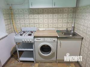 2-к квартира, вторичка, 42м2, 1/5 этаж