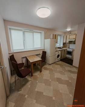 3-к квартира, вторичка, 45м2, 1/4 этаж