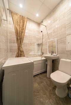 2-к квартира, вторичка, 45м2, 1/4 этаж