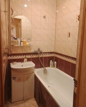 2-к квартира, вторичка, 46м2, 5/5 этаж