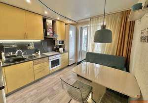 2-к квартира, вторичка, 52м2, 1/10 этаж