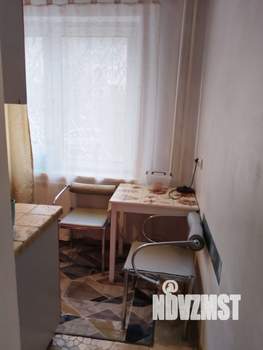 2-к квартира, вторичка, 42м2, 1/5 этаж