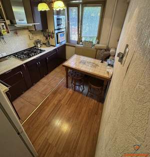 3-к квартира, вторичка, 65м2, 1/10 этаж