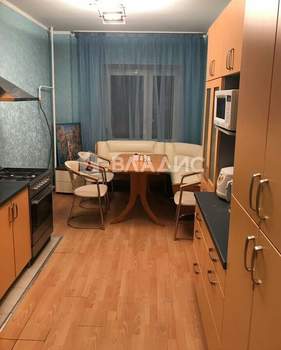 2-к квартира, вторичка, 60м2, 4/10 этаж