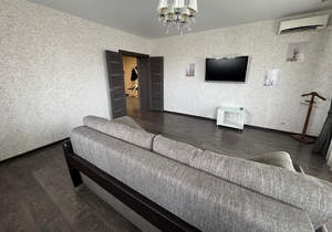 3-к квартира, вторичка, 96м2, 8/10 этаж