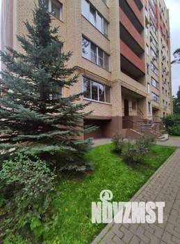 2-к квартира, вторичка, 64м2, 1/10 этаж