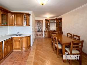 3-к квартира, вторичка, 139м2, 4/10 этаж