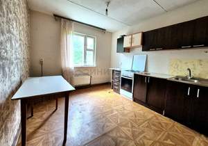 3-к квартира, вторичка, 76м2, 2/2 этаж