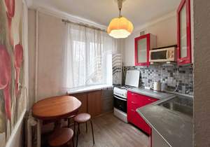 2-к квартира, вторичка, 47м2, 3/5 этаж